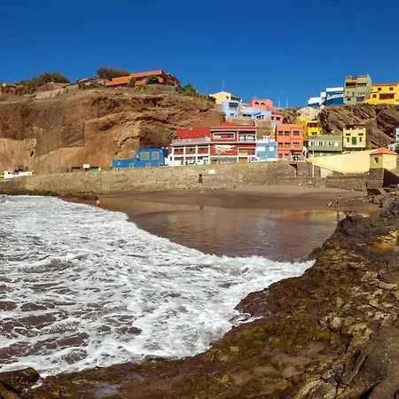 Faro De Sardina Mit Blick Aufs Wasser By Interhome * Galdar